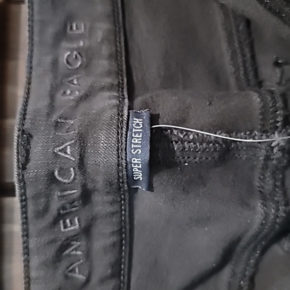 NWT Distressed Black Jeggings (14) - Picture 4 of 5